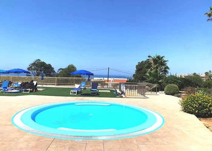 Barracuda A14 アパート *