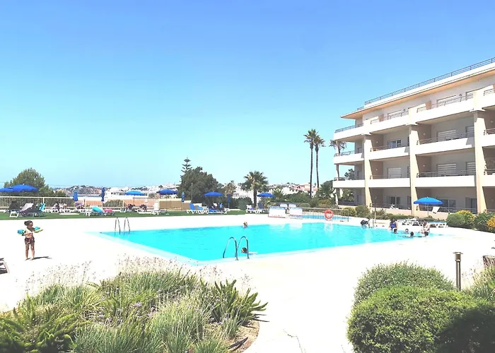 アパート Barracuda A14